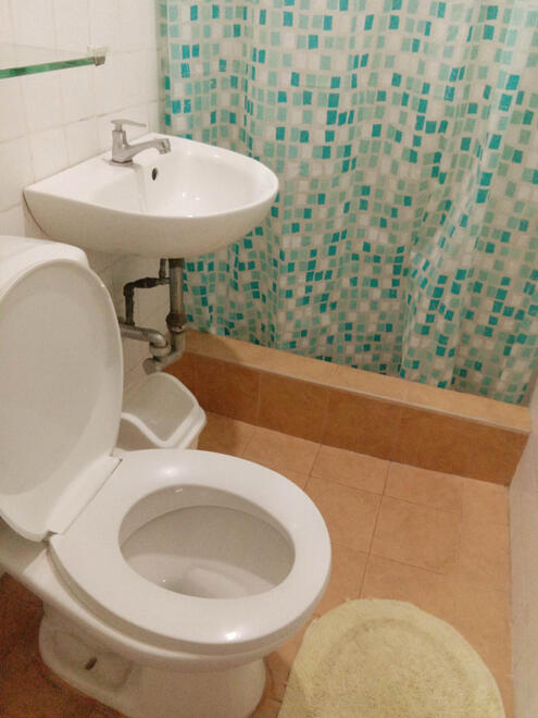 Toilet & Bathroom 1 Toilet & Bathroom 1