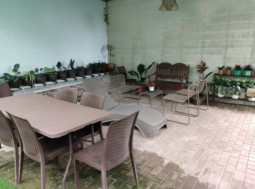 Garden Patio with roof Garden Patio with roof